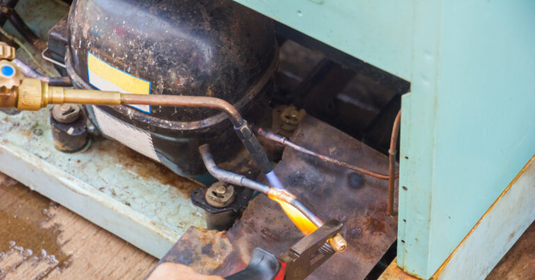Conserto de Freezer em Canoas | Assistência Perto de Mim manutencao do motor